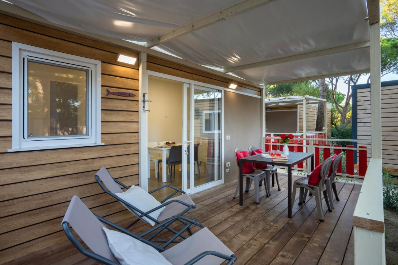 Camping Il Capannino Glamping Village Марина-ди-Биббона Экстерьер фото