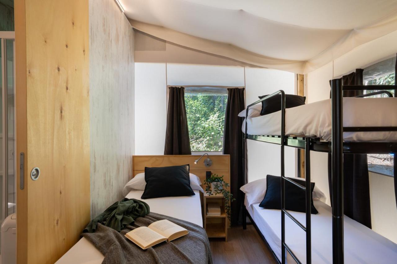 Camping Il Capannino Glamping Village Марина-ди-Биббона Экстерьер фото